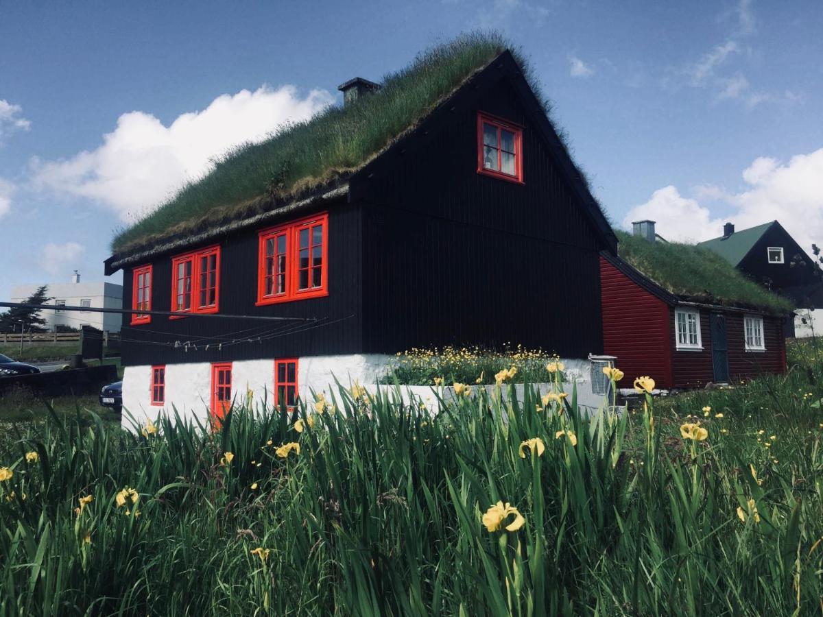 Turf House Cottage - Near Airport Mithvagur Екстер'єр фото
